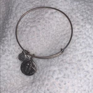Alex and ani bracket
